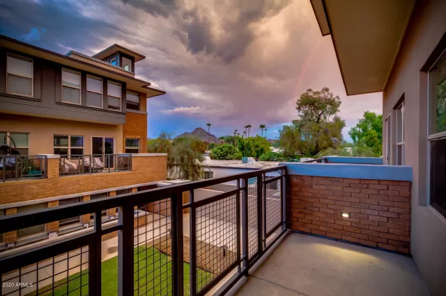 MLS: 6108506 Condo For Sale