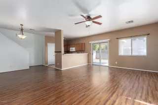 Photo #3: 6108547 Listing 