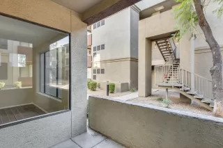 Photo #4: 6108563 Listing