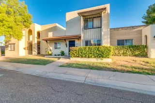 Photo #4: 6108736 Listing 