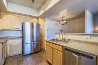 Photo #6: 6108822 Listing