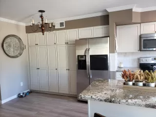 Photo #1: 6109000 Listing