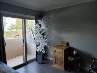 Photo #5: 6109000 Listing