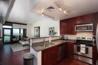 Photo #3: 6109061 Listing