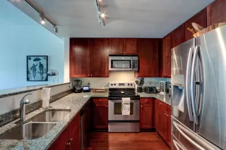 Photo #4: 6109061 Listing