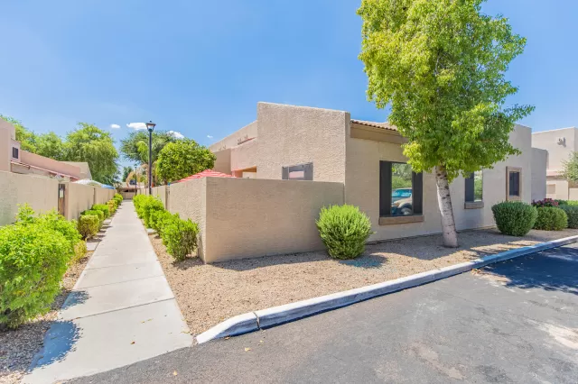 MLS: 6109116 Condo For Sale