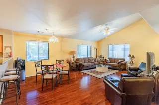 Photo #3: 6109116 Listing 