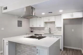 Photo #2: 6109169 Listing