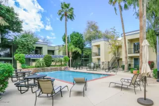 Photo #2: 6109300 Listing