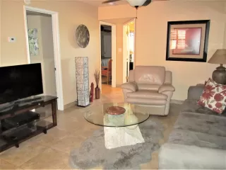 Photo #6: 6109313 Listing 