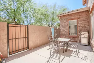 Photo #5: 6109357 Listing