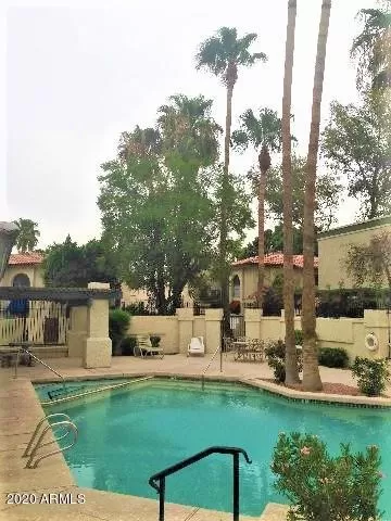 MLS: 6109366 Condo For Sale