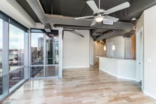 MLS: 6109373 Condo For Sale