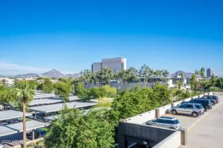 Photo #2: 6109373 Listing