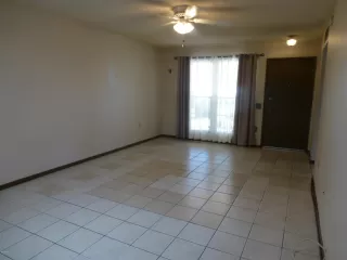 Photo #2: 6109426 Listing 