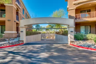 Photo #4: 6109490 Listing