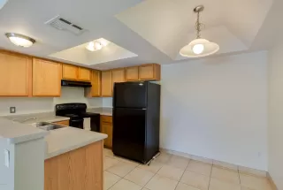 Photo #6: 6109519 Listing 