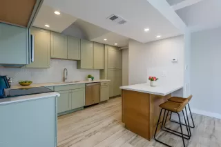 Photo #4: 6109546 Listing