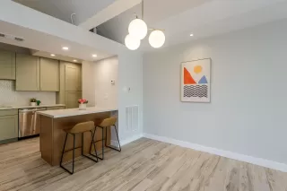 Photo #6: 6109546 Listing