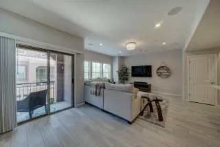 Photo #3: 6109717 Listing 
