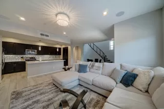 Photo #5: 6109717 Listing 