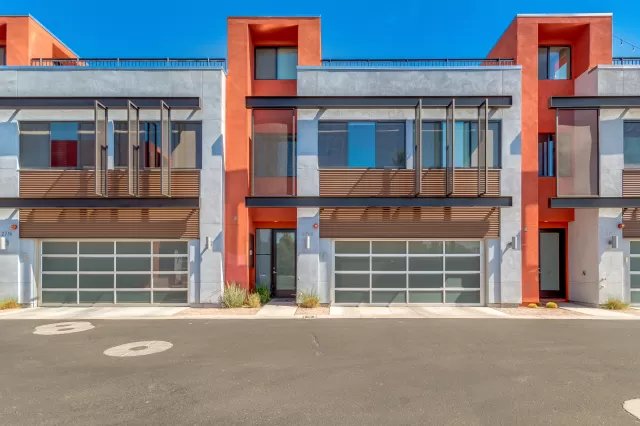 MLS: 6109797 Condo For Sale