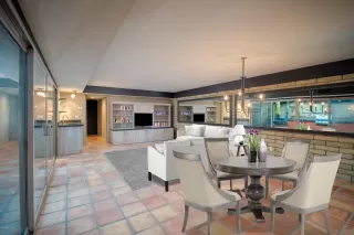 Photo #4: 6109911 Listing