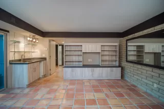 Photo #6: 6109911 Listing