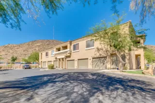 Photo #2: 6109938 Listing 
