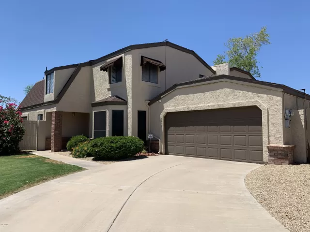 MLS: 6110011 Condo For Sale