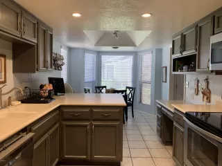 Photo #5: 6110011 Listing