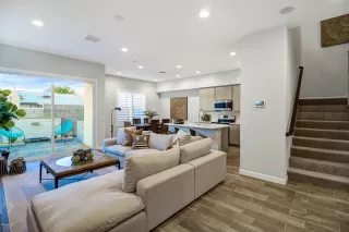 Photo #3: 6110258 Listing