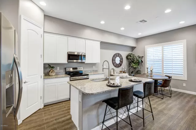 MLS: 6110261 Condo For Sale