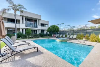 Photo #1: 6110533 Listing 