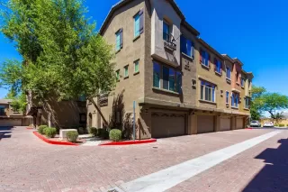 Photo #1: 6110570 Listing