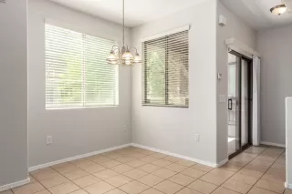 Photo #6: 6110570 Listing