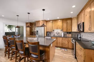 Photo #1: 6110784 Listing