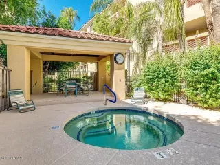 Photo #2: 6110913 Listing 