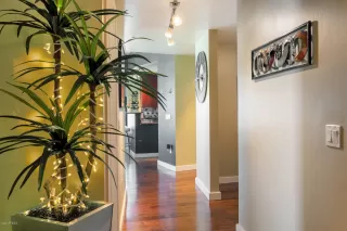 Photo #6: 6110950 Listing