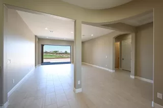 Photo #4: 6111016 Listing