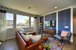 Photo #4: 6111047 Listing