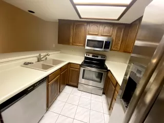 Photo #4: 6111460 Listing