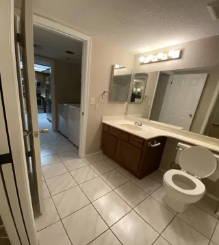 Photo #6: 6111460 Listing