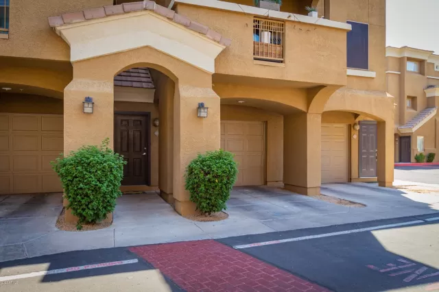 MLS: 6111463 Condo For Sale