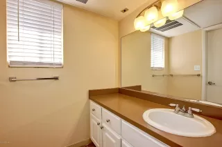 Photo #6: 6111731 Listing