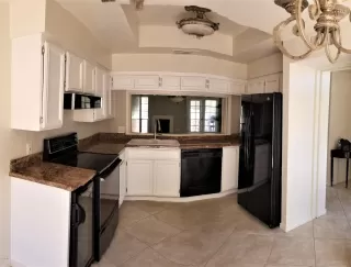 Photo #2: 6111822 Listing