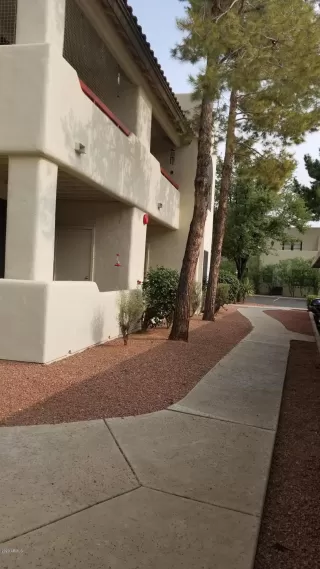 Photo #5: 6111979 Listing