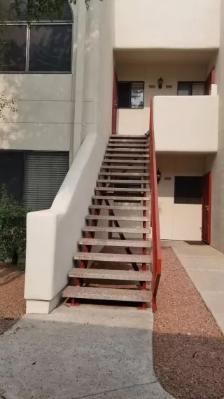 Photo #6: 6111979 Listing