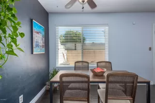 Photo #5: 6112286 Listing