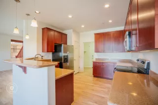 Photo #2: 6112456 Listing 